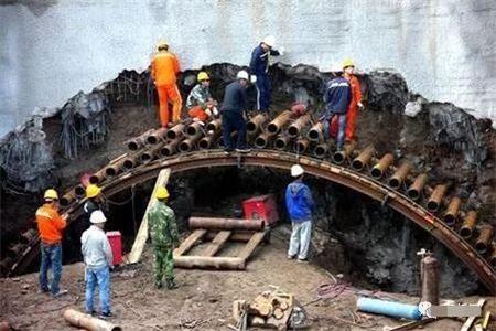 宁国隧道钢花管支护案例